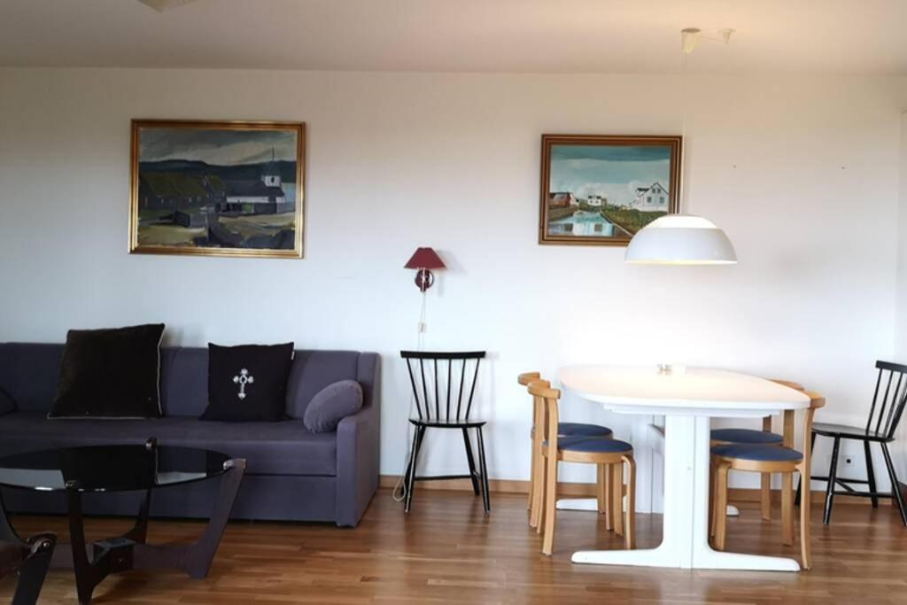 Large Apartment With Fabulous View Of Tórshavn Esterno foto