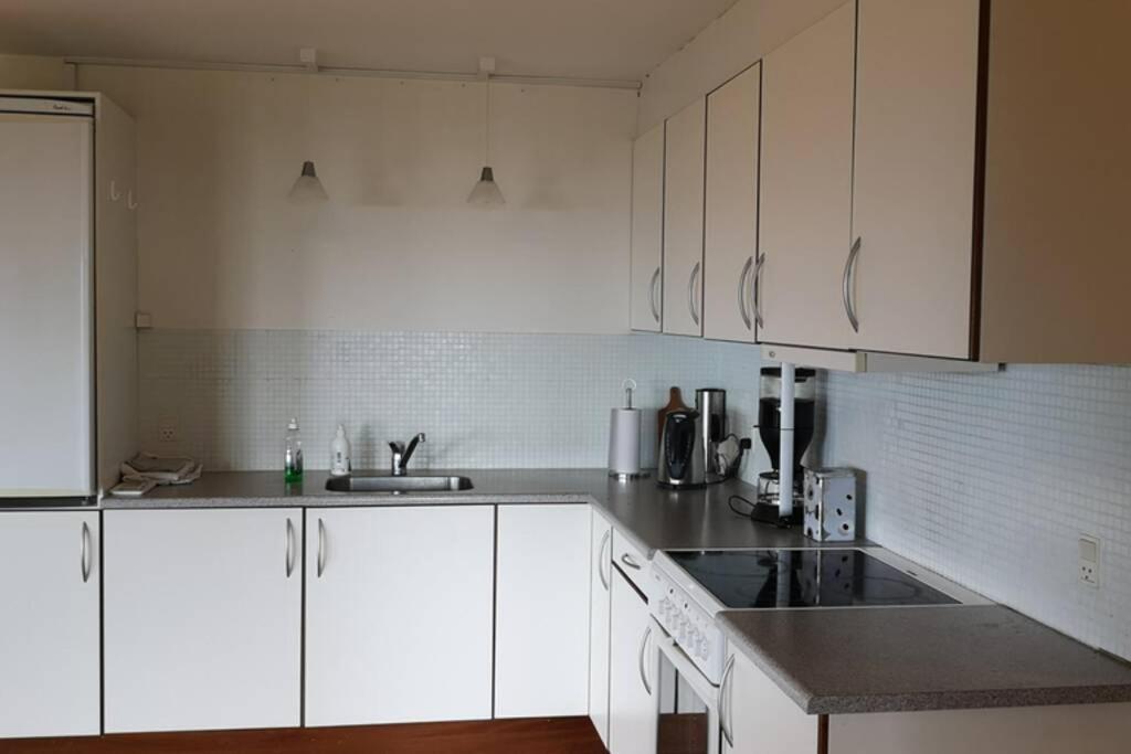 Large Apartment With Fabulous View Of Tórshavn Esterno foto